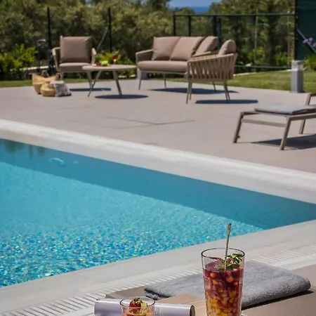 Sound Of Sea Villa